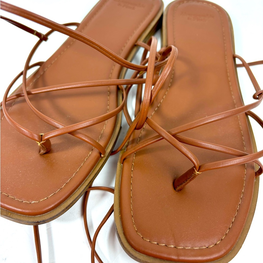 Abercrombie & Fitch leather flat sandals